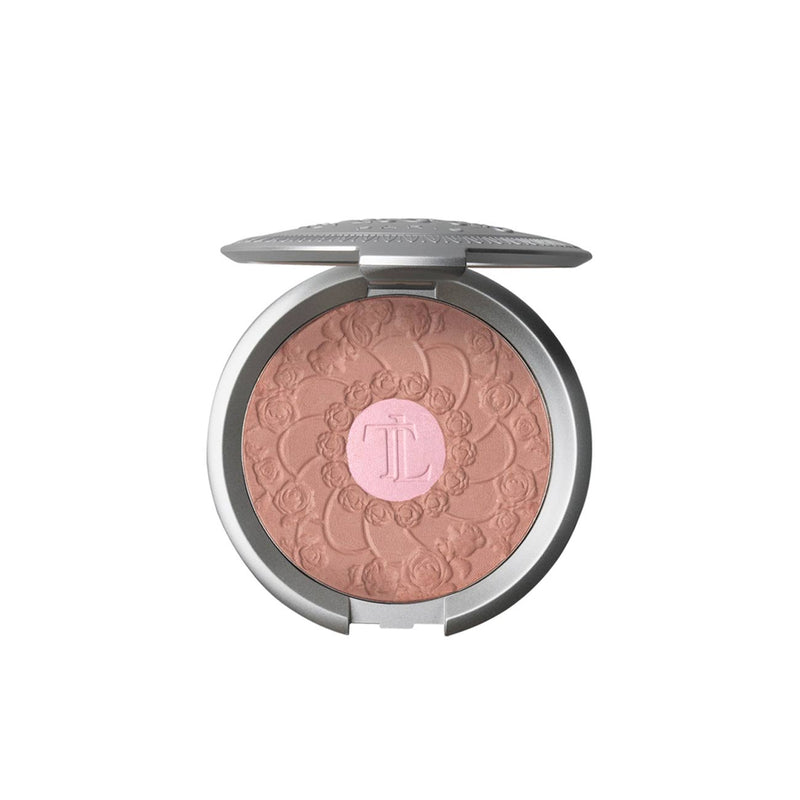 Hydrating Pressed Powder