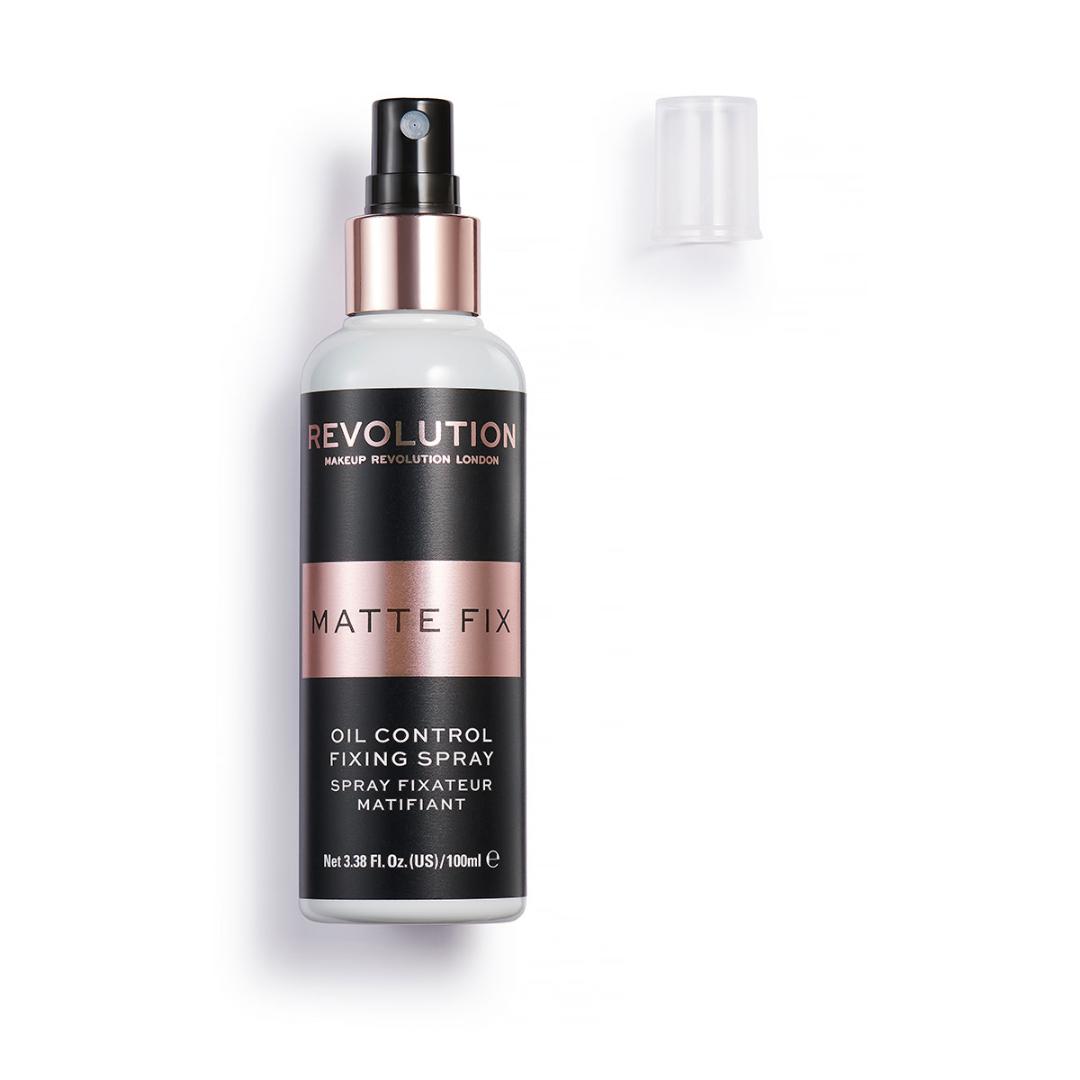 Makeup Revolution Oil Control Fixing Spray