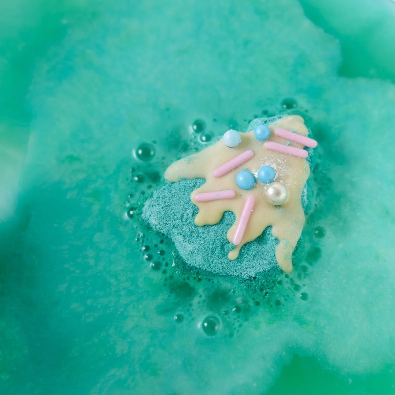 Oh Christmas Tree-tment Bath Blaster