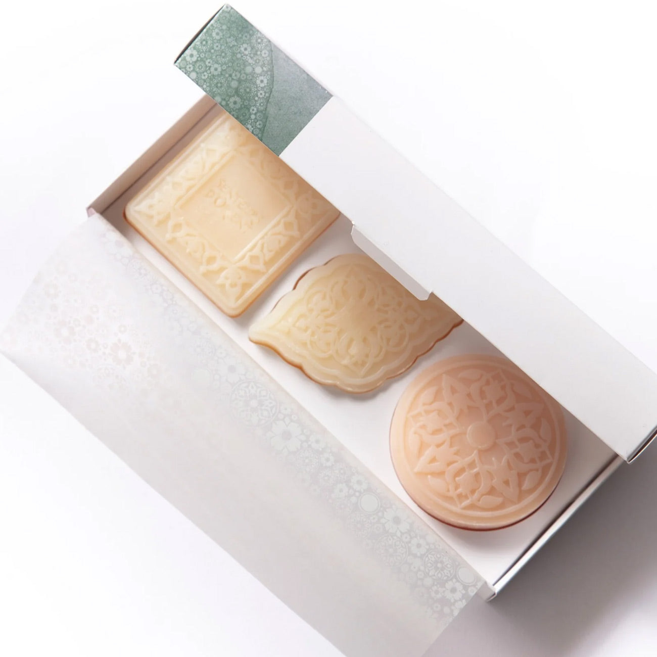 Box of 3 Ma'amoul Soaps: Cedar of Lebanon, Jasmine of Arabia & Oriental Gardenia