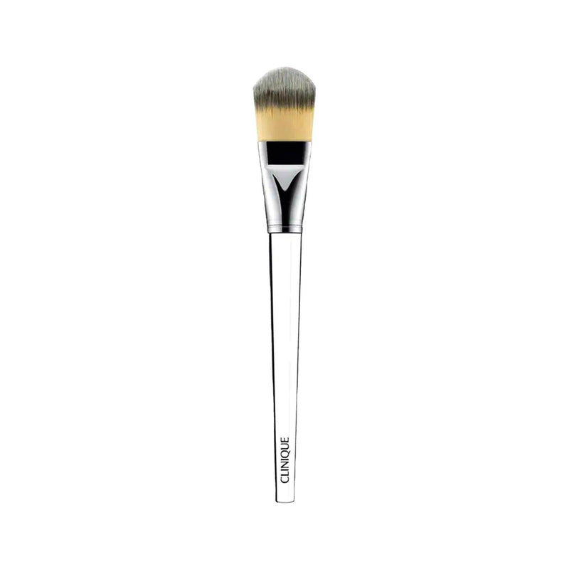 Clinique Foundation Brush - Skin Society {{ shop.address.country }}