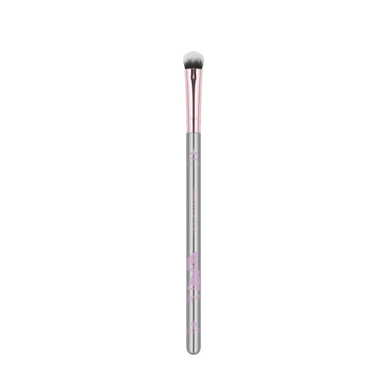 Essence Disney Princess Rapunzel Eyeshadow Brush - Skin Society {{ shop.address.country }}