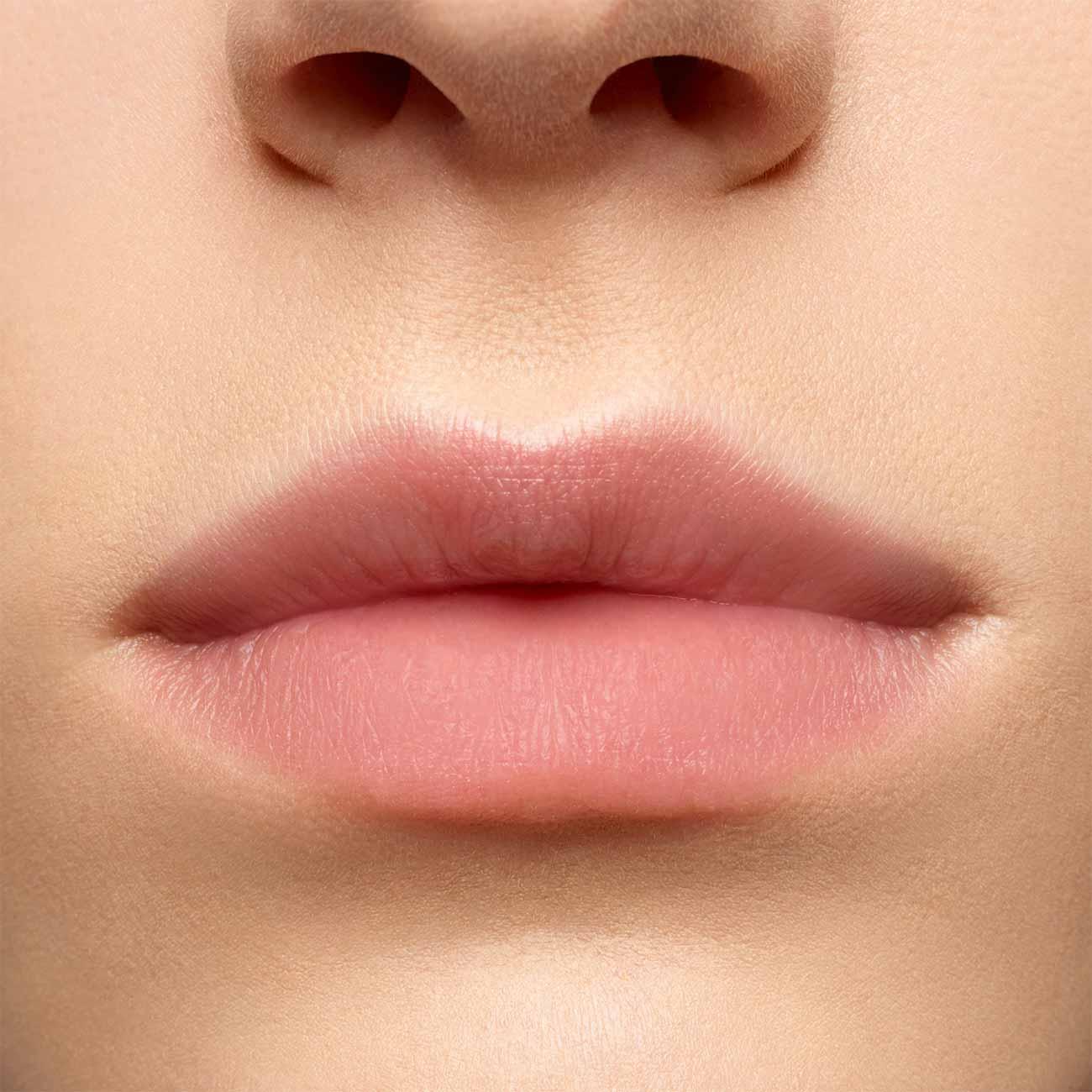 Yves Saint Laurent Touche Éclat - Radiant Touch Highlighter & Concealer - Skin Society {{ shop.address.country }}